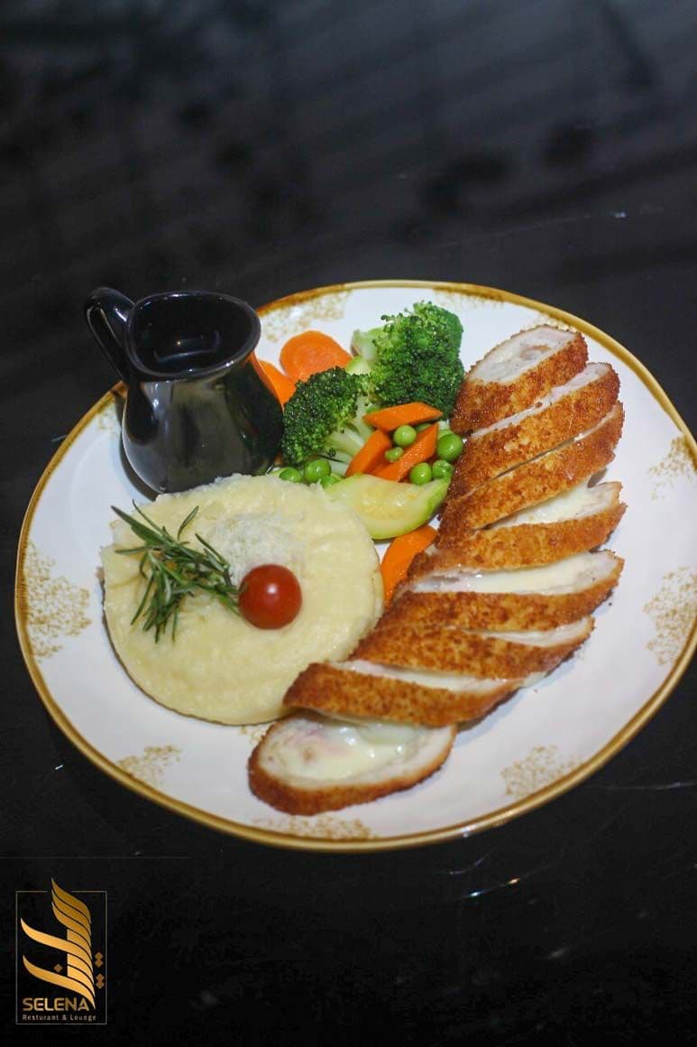 وجبة كوردن بلو image